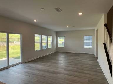 Main picture of 2141 Sunflower Cir