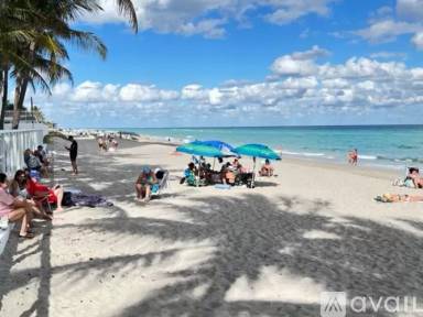 Main picture of Residences On Hollywood Beach Condo