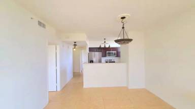 Main picture of 215 SW 42nd Ave