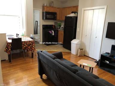 Main picture of 1132 Commonwealth Ave