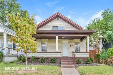 Main picture of 836 Denmark St