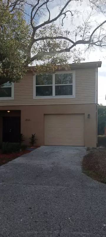 Main picture of 2031 McMullen Ave