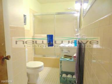 Main picture of 32 Westland Ave