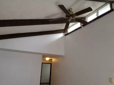 Main picture of 2204 SE Tacoma St