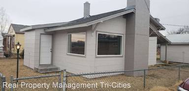 Main picture of 1517 W A St
