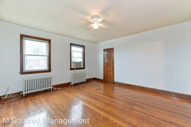 Main picture of 716 Irving St NE