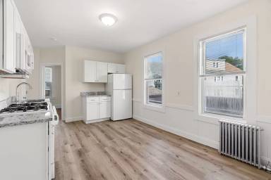 Main picture of 79 Shaw St