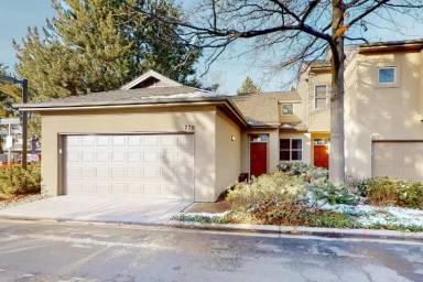 Main picture of 770 E Riverpark Ln