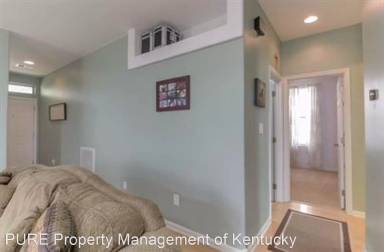 Main picture of 336 Silver Creek Way