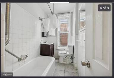 Main picture of 5839 Trinity St