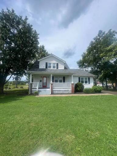 Main picture of 349 White Oak Rd
