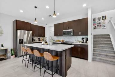 Main picture of 4388 Serpens Ln