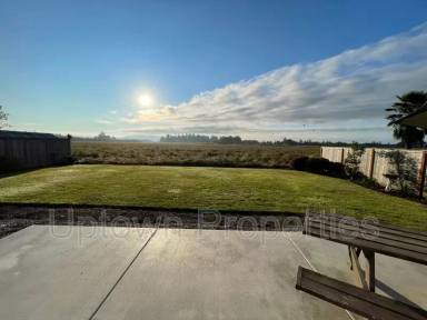 Main picture of 753 SE Boysen Ln