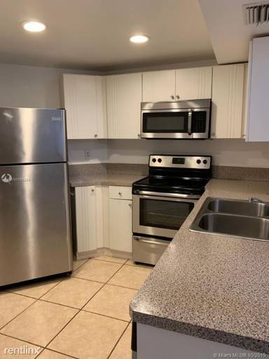 Main picture of 9735 Fontainebleau Blvd