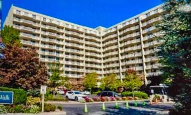 Main picture of 1071 River Rd