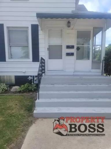 Main picture of 226 May Ave