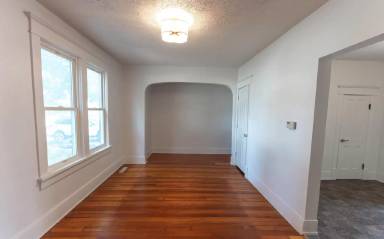 Main picture of 1623 Nebraska St