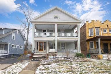 Main picture of 1193 Warren Rd