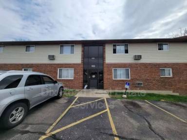 Main picture of 735 Trumbull St