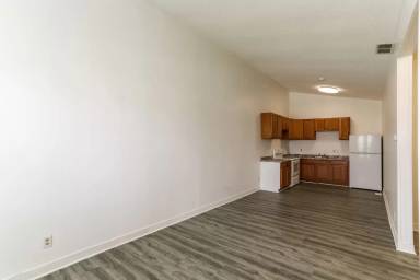 Main picture of 2197 Amherst Ave