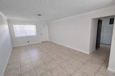 Main picture of 3500 Polk St