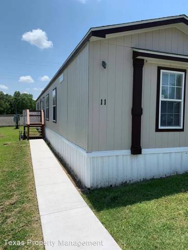 Main picture of 800 Old Betsy Rd