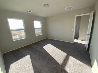 Main picture of 1841 Easton Ln