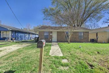 Main picture of 1911 Orman St