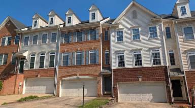 Main picture of 9640 Potters Hill Cir