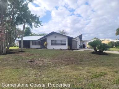 Main picture of 2906 SE 15th Pl