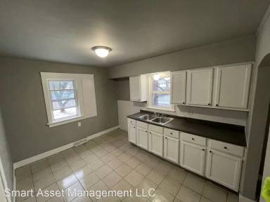 Main picture of 5102 N 39th St