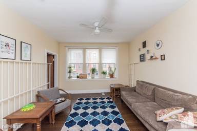 Main picture of 1463 W Chicago Ave