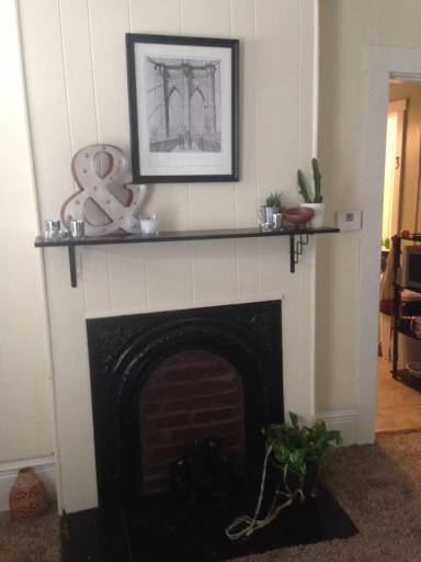 Main picture of 186 W Washington St