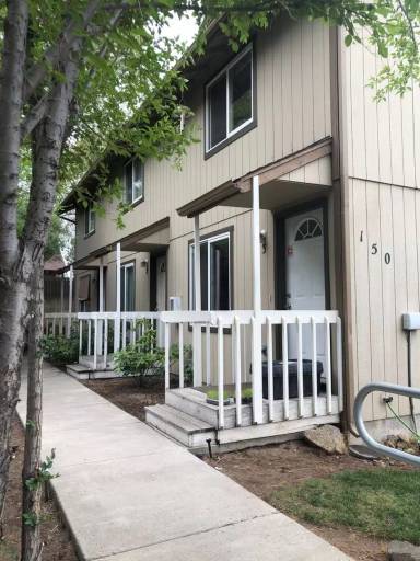 Main picture of 150 NE 5th St