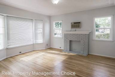 Main picture of 109 W Fairview Blvd