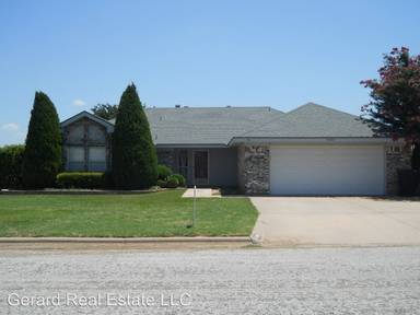 Main picture of 5101 Bridle Path Ln