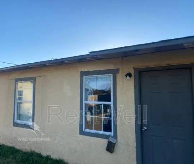 Main picture of 1123 32nd St