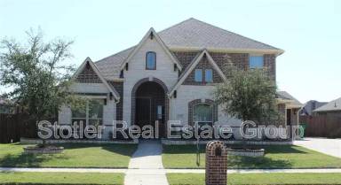 Main picture of 520 Stillwater Dr