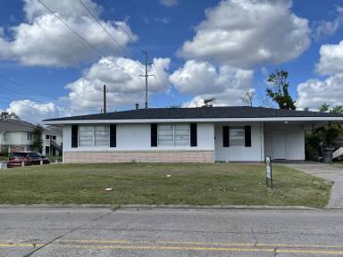 Main picture of 1101 Sunset Dr