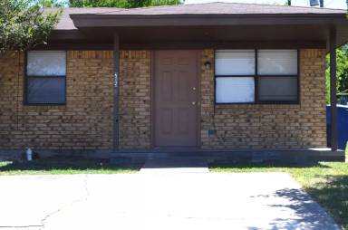 Main picture of 205 Horseshoe Dr