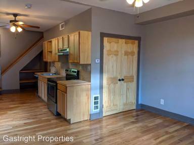 Main picture of 1709 Eastern Ave