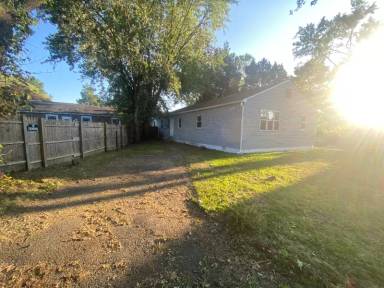 Main picture of 11 Baldwin Cir