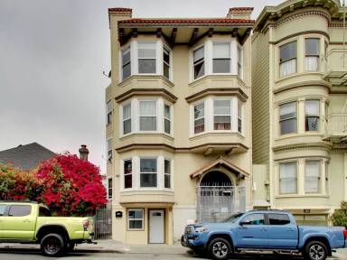 Main picture of 418 Capp St