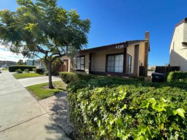 Main picture of 4759 Mayflower Way