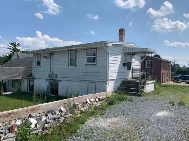 Main picture of 302 Fairmount Ave