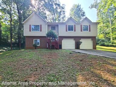 Main picture of 2066 Kingswood Dr