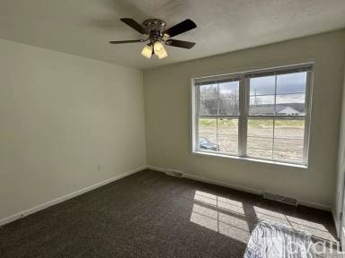 Main picture of 34 Circuit St