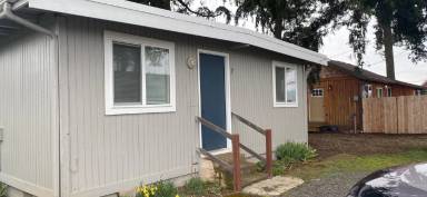 Main picture of 83650 N Pacific Hwy