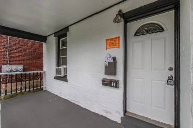 Main picture of 1050 W Nesquehoning St