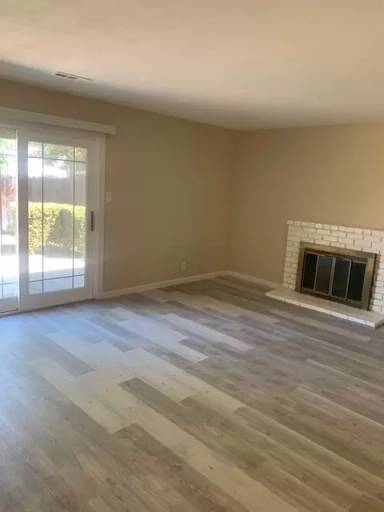 Main picture of 2627 Prestwick Ave